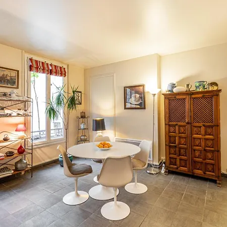 Guestready - New Elegant In The 8th Arrond. *
