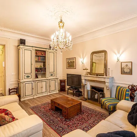Appartement Guestready - New Elegant In The 8th Arrond. Paris