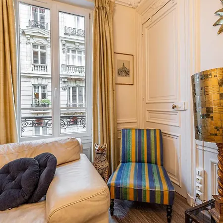 Guestready - New Elegant In The 8th Arrond. Appartement *