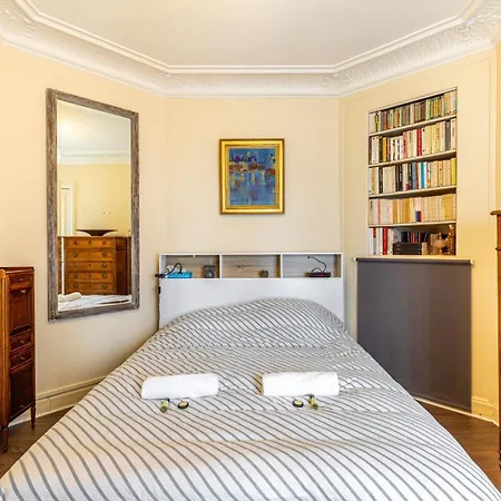 Appartement Guestready - New Elegant In The 8th Arrond. *